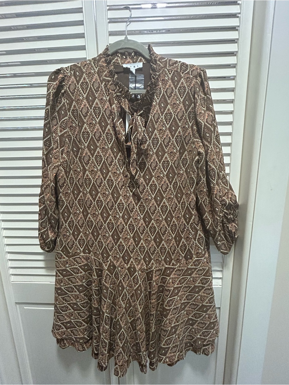 THML Brown Diamond-Print Tie-Neck Long Sleeve Dress